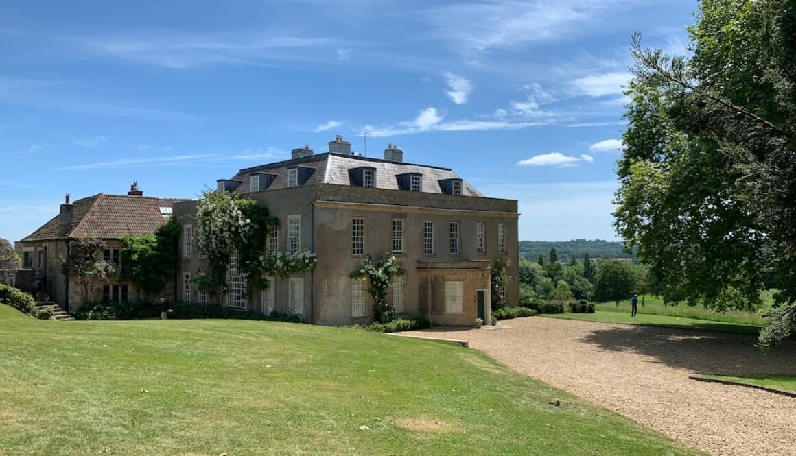 Standerwick House Drive with view of house